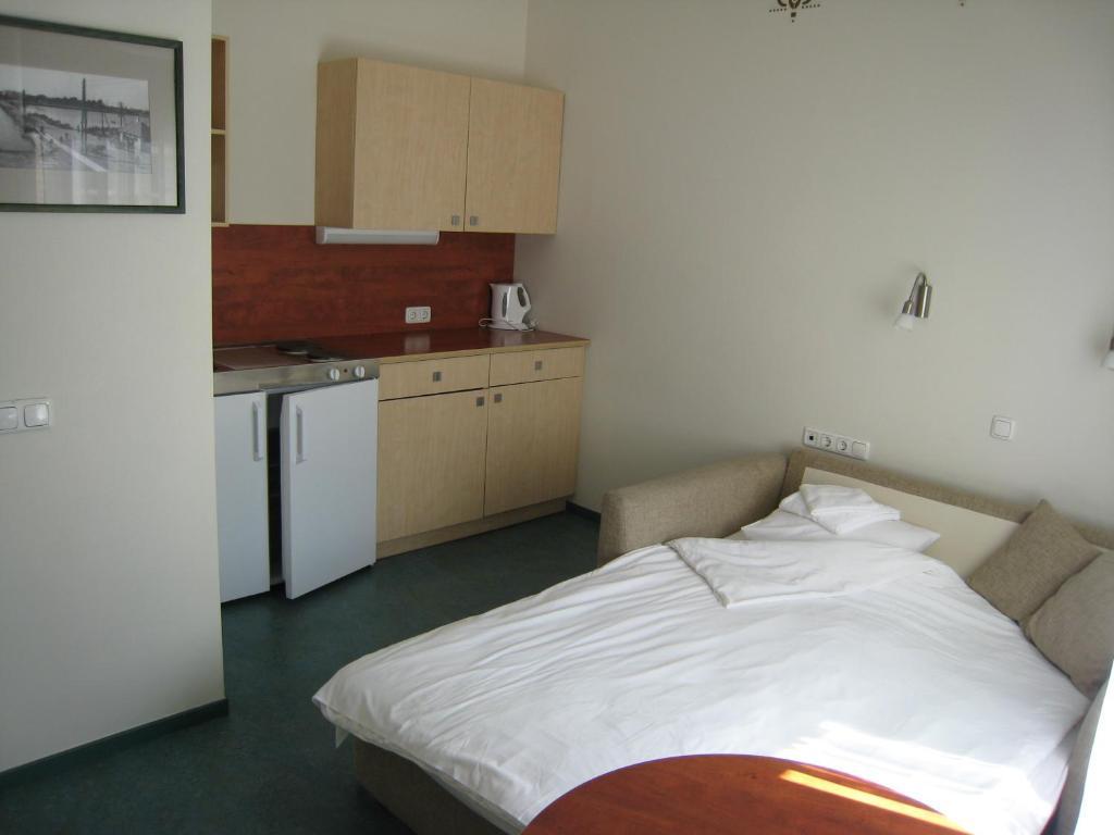 Hommiku Guesthouse Parnu Room photo